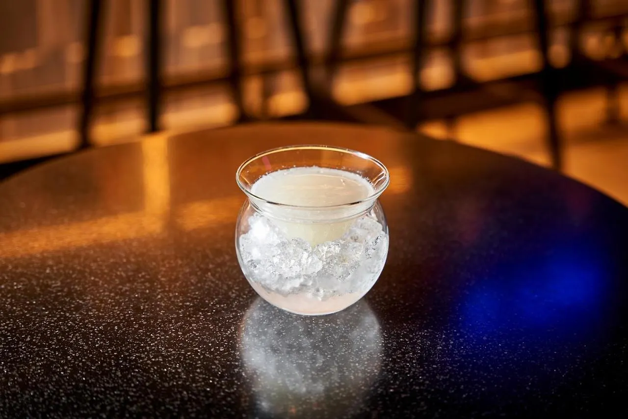 Отель Aloft Osaka Dojima