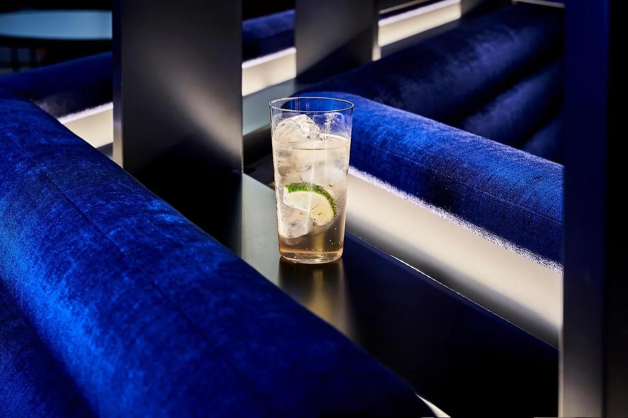 Отель Aloft Osaka Dojima