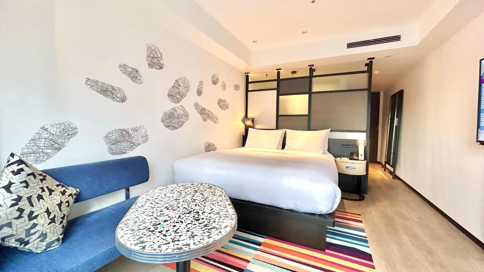 Отель Aloft Osaka Dojima